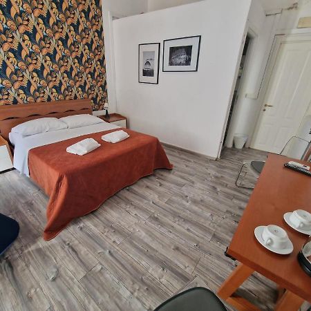 Roma Story Hotel Bagian luar foto